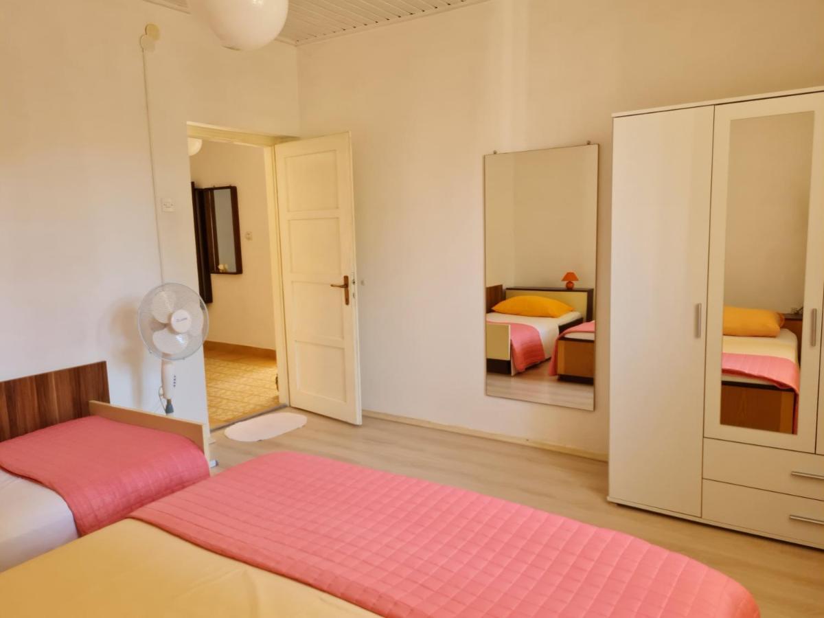 Guest House Barba Bibinje Exterior photo